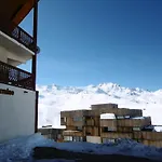 Des Neiges Hermine 4*