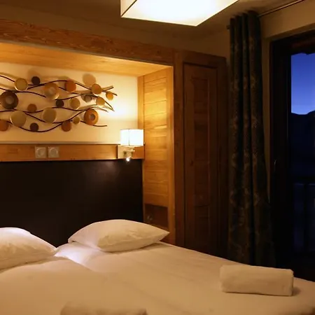 Hotel apartamentowy Des Neiges Hermine