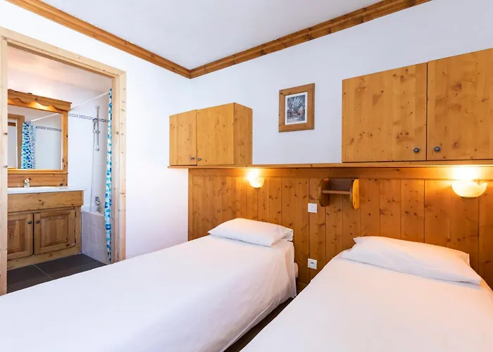 Des Neiges Hermine Aparthotel 4*