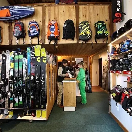 Des Neiges Hermine Ξενοδοχείο με διαμερίσματα