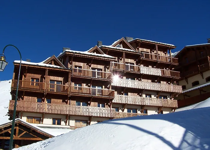 Des Neiges Hermine Апарт-отель 4*