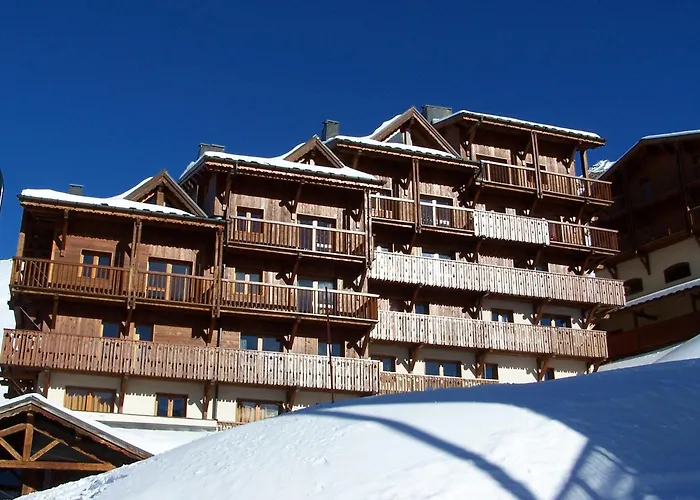 Des Neiges Hermine Aparthotel 4*